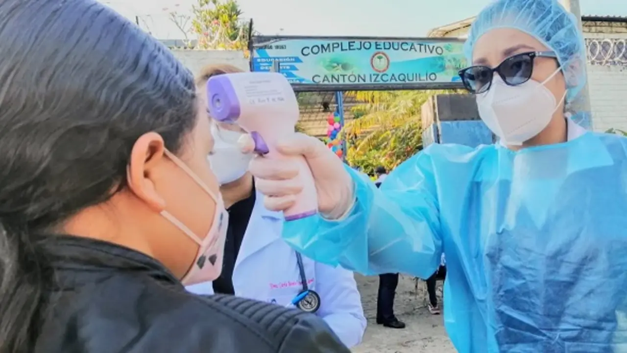 Ni&ntilde;os clases covid