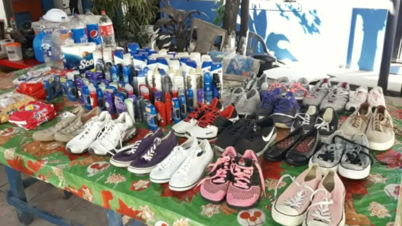 Zapatos y otros art&iacute;culos