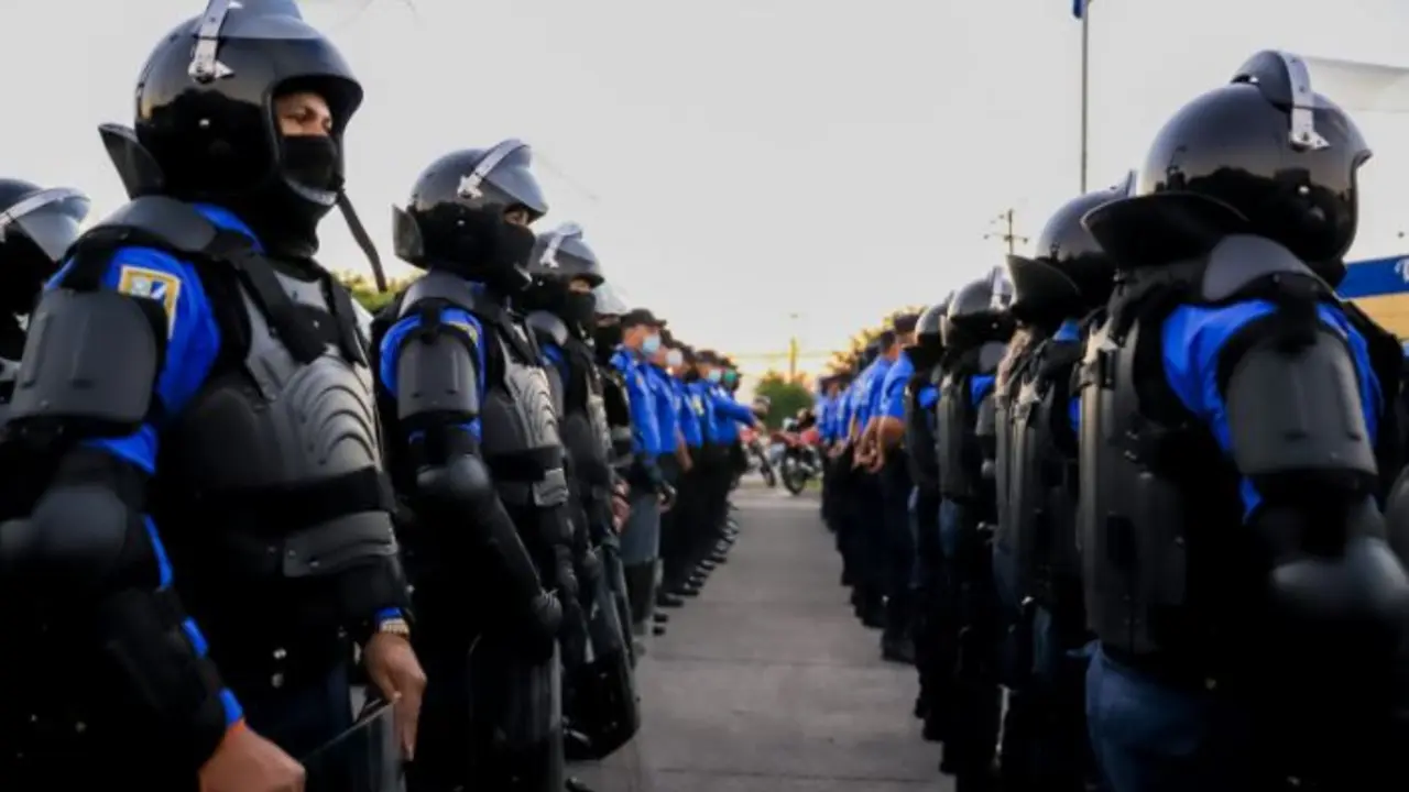 M&aacute;s de cien agentes del CAM