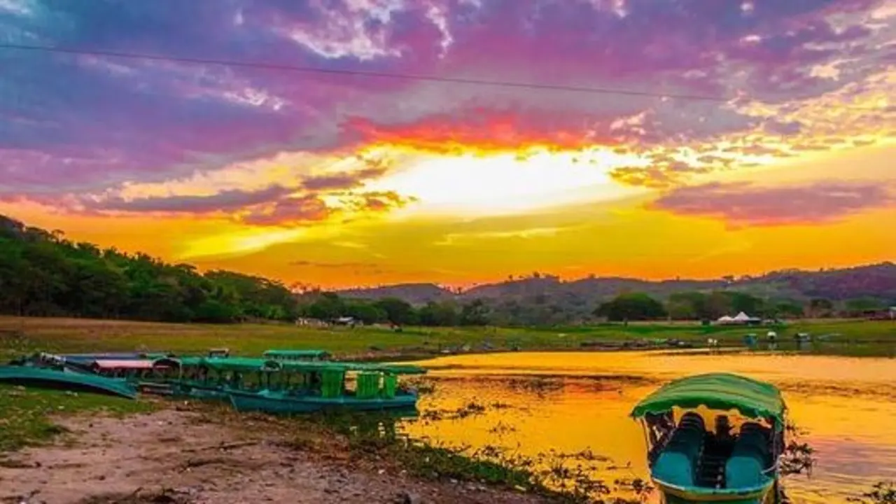 Lago de Suchitl&aacute;n