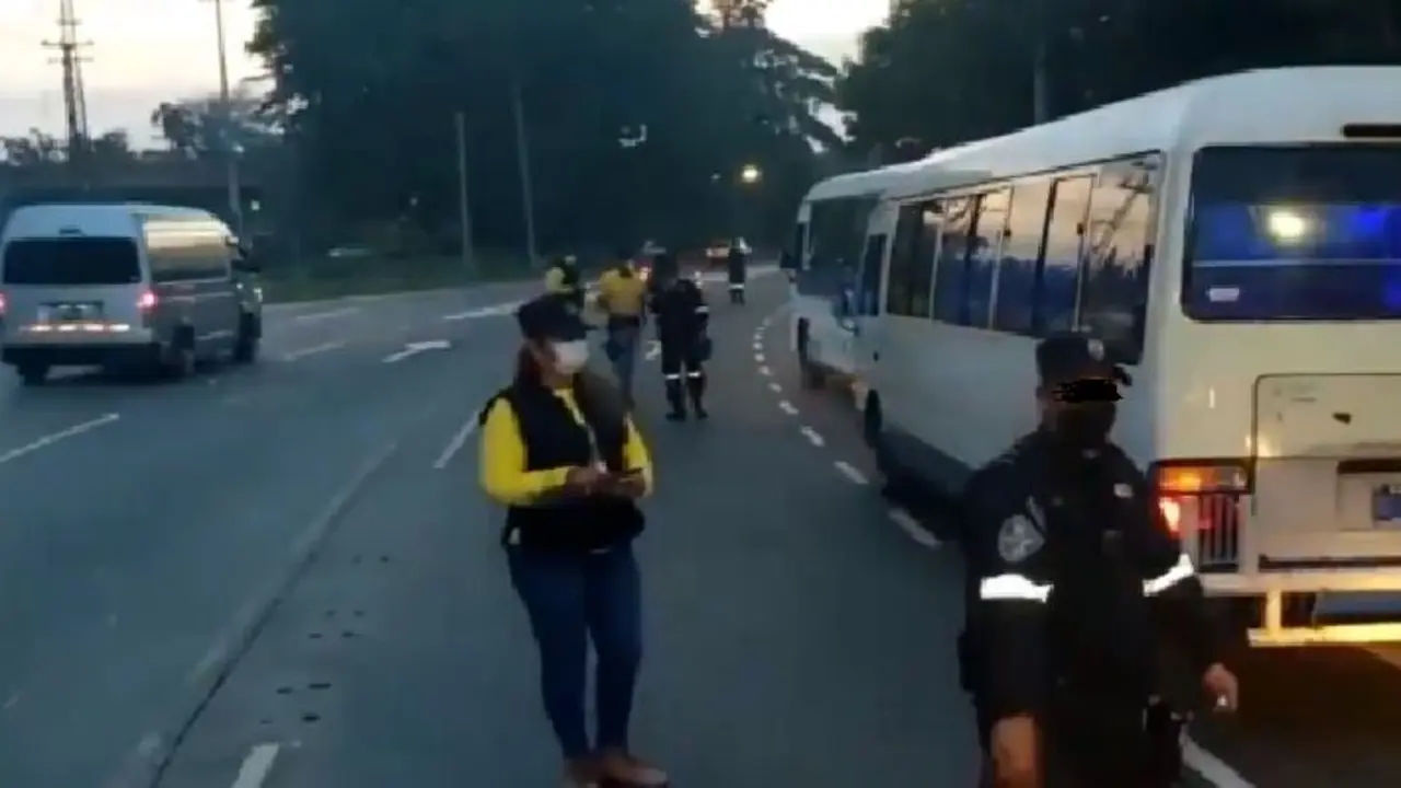 Supervisan transporte colectivo