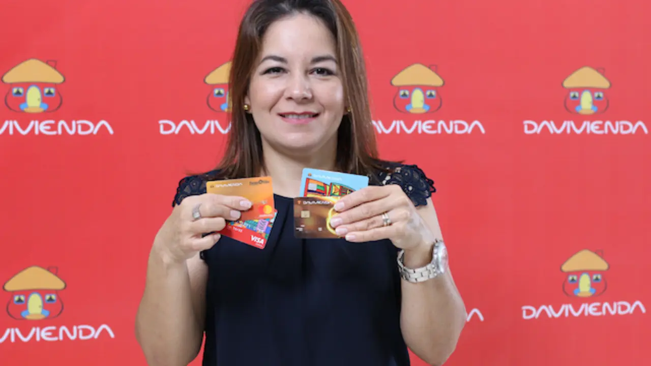 Lcda. Claudia Barrientos - Jefe de Beneficios y Adquirencias- Davivienda