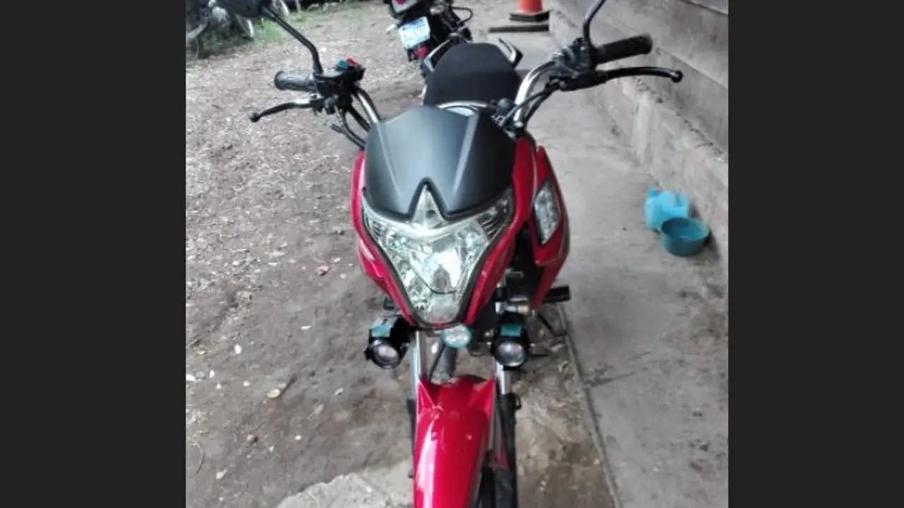 Hurtan motocicleta a Polic&iacute;a en San Miguel
