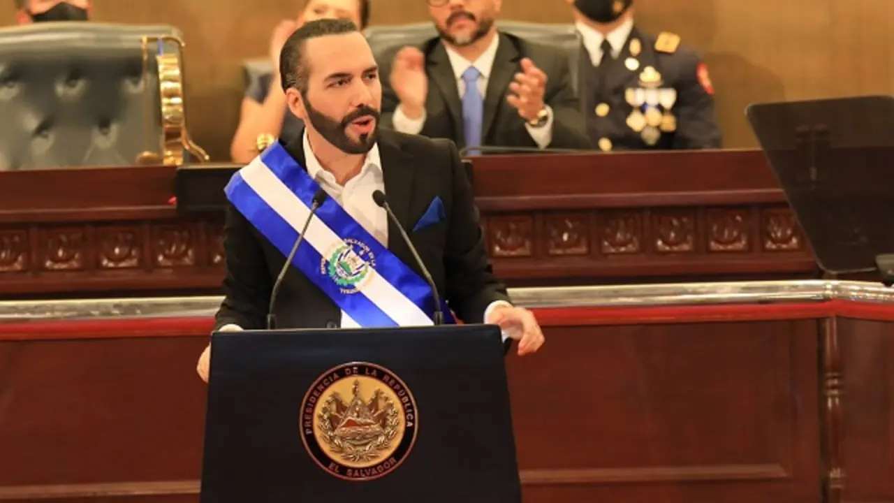 Bukele cadena nacional