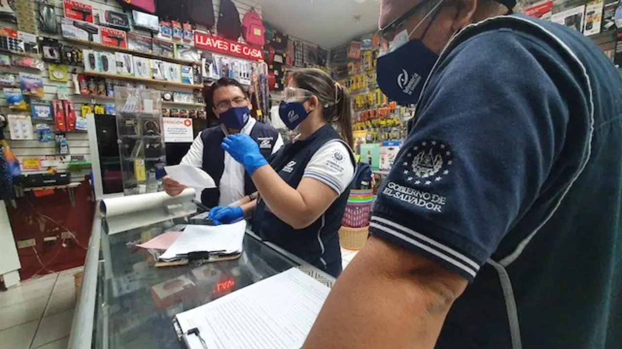 DEFENSORIA DEL CONSUMIDOR VERIFICA