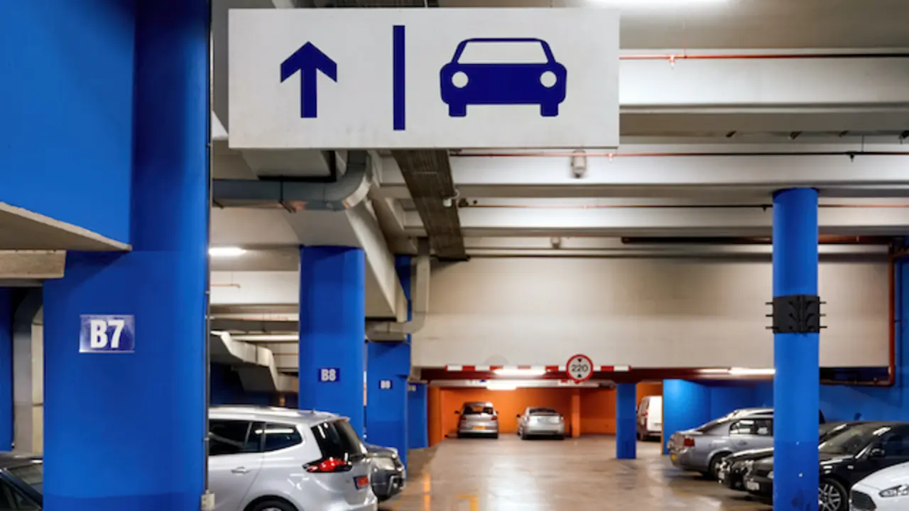 ParqueoCentroComercial