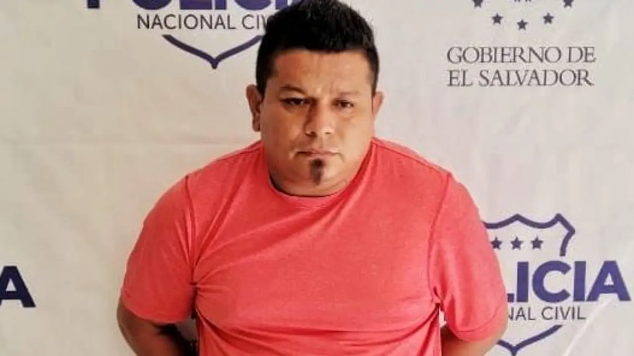 Tramitaba solvencia policial