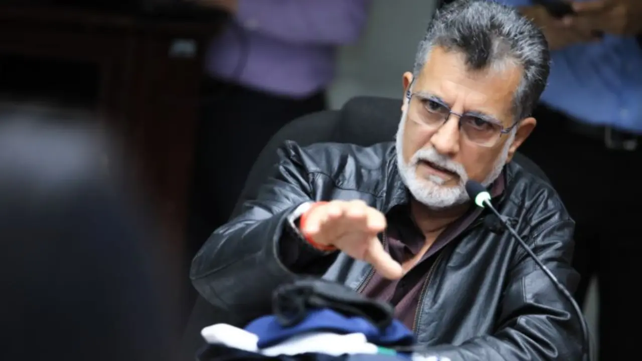 Shafick Handal en Comisi&oacute;n Especial