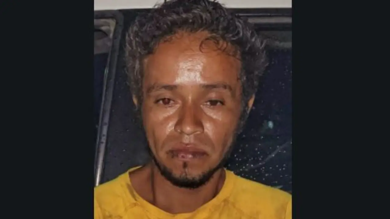 Bolo le pega a su esposa