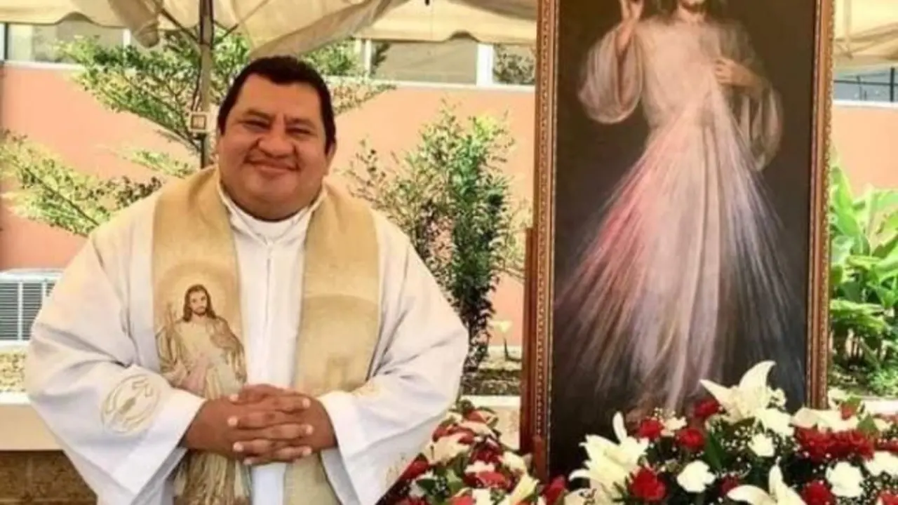 Padre C&eacute;sar S&aacute;nchez