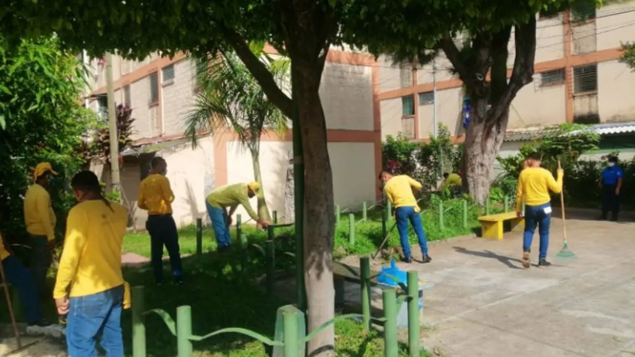 Reos en fase de confianza en condominios Atlacatl