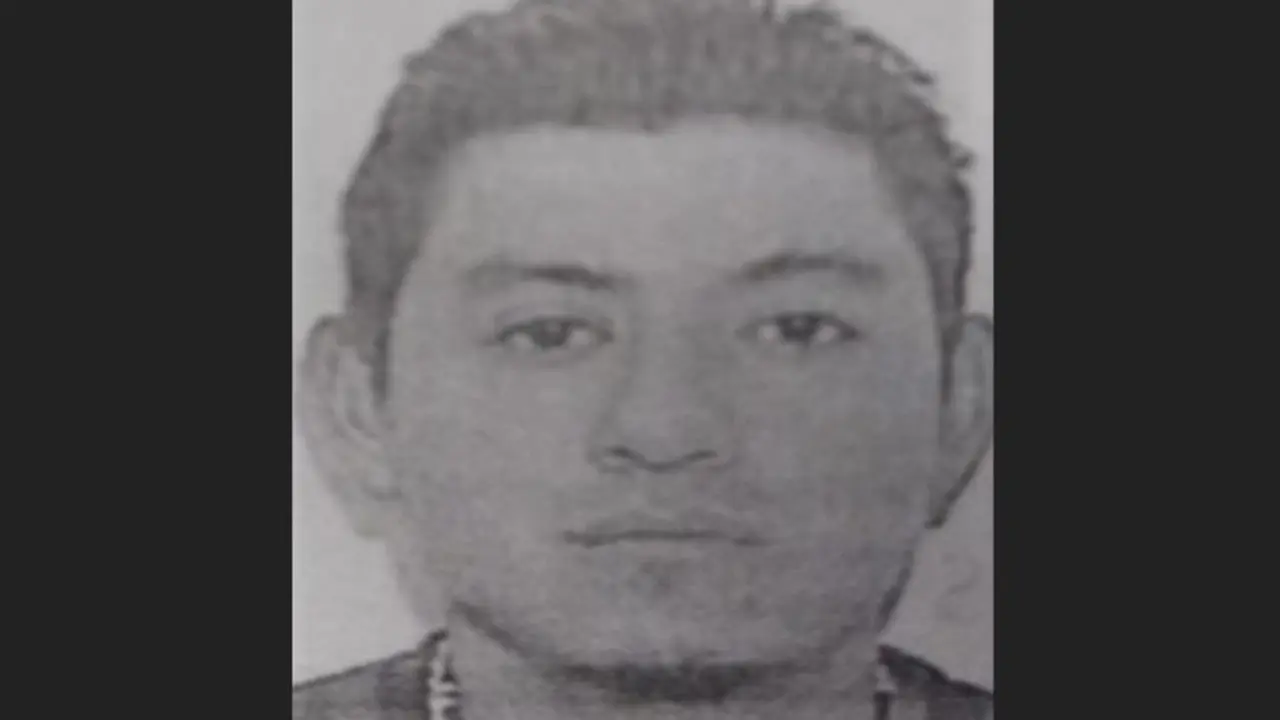 Viol&oacute; a dos hermanas