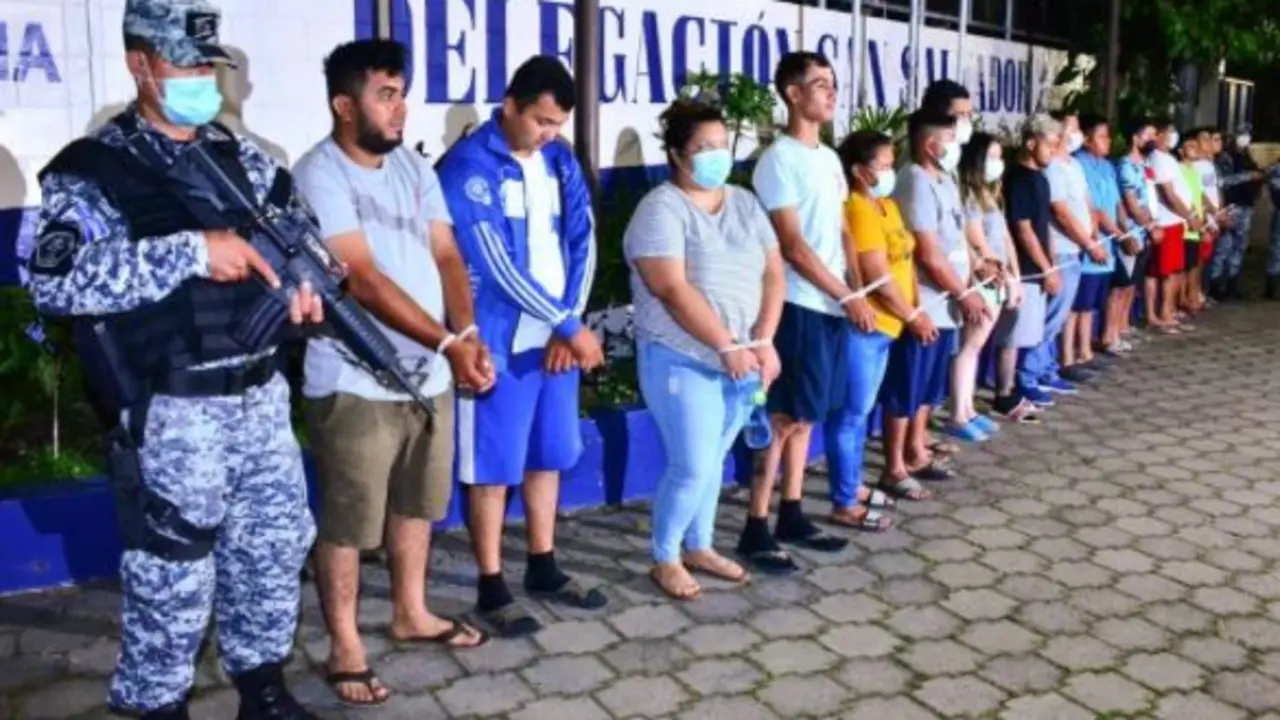 Desarticulan banda de las maletas