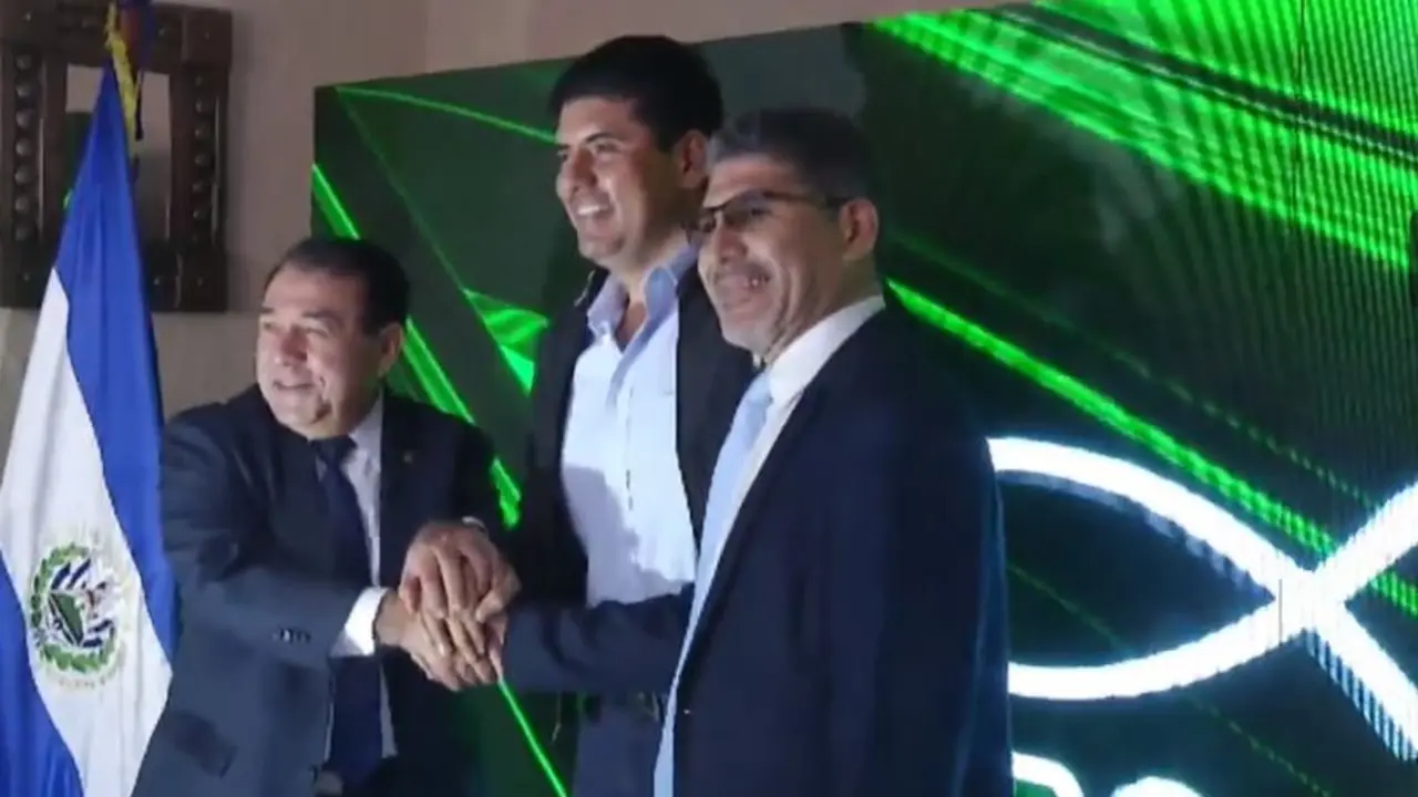 Fidel y Andr&eacute;s