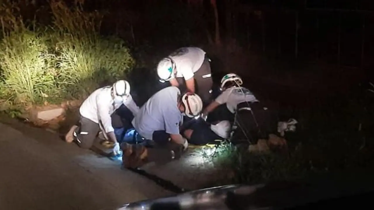 Dos hombres en supuesta ebriedad