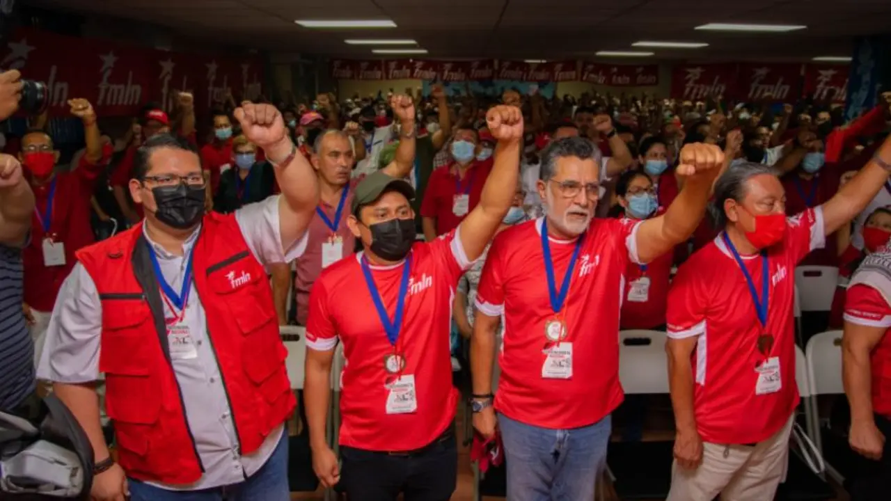 Frente en convenci&oacute;n