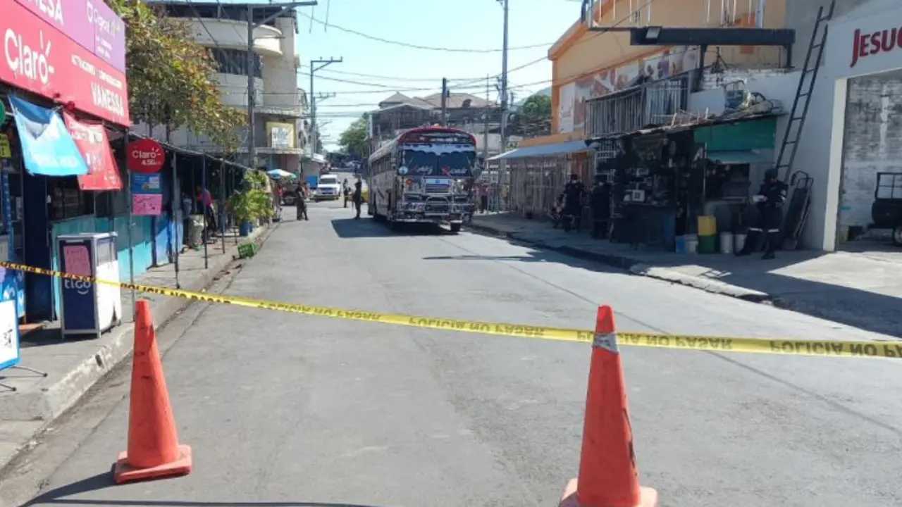 Mujer atropellada en San Salvador