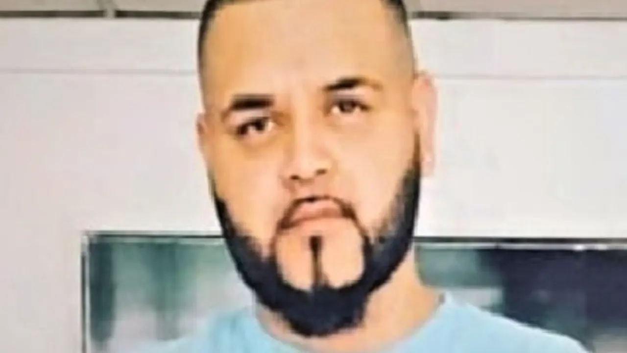 Tatuador profesional de Ilopango