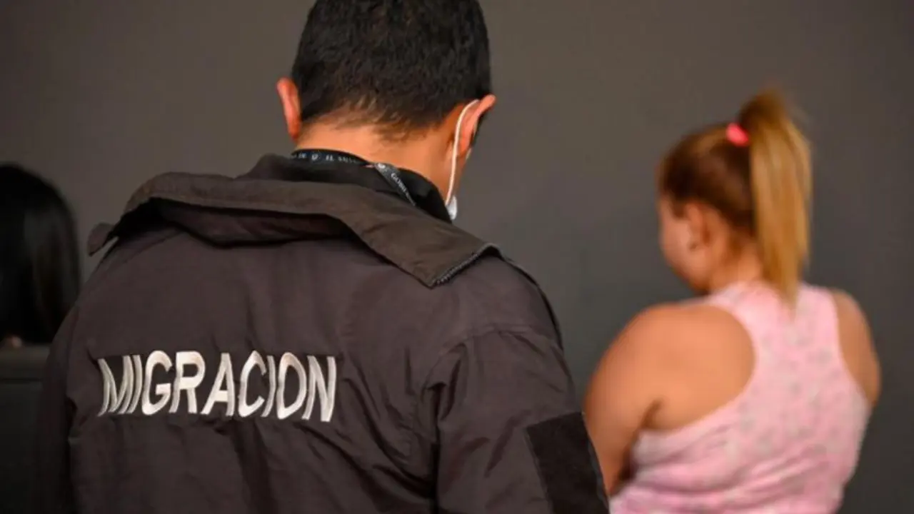 Dos colombianas y dos nicas