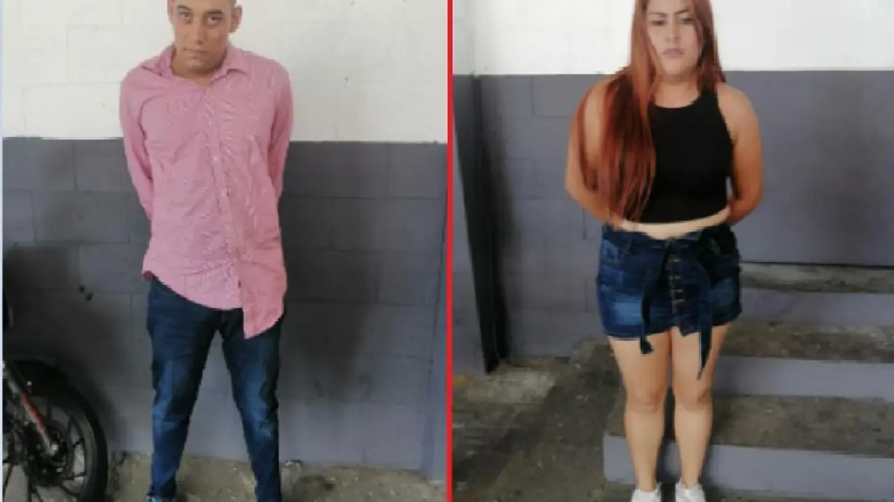 Robando a punta de pistola