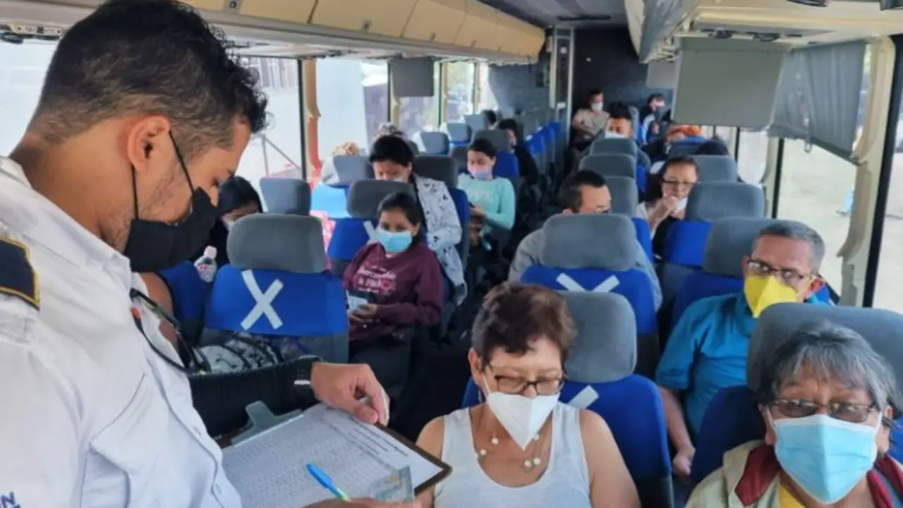 Turistas a El Salvador