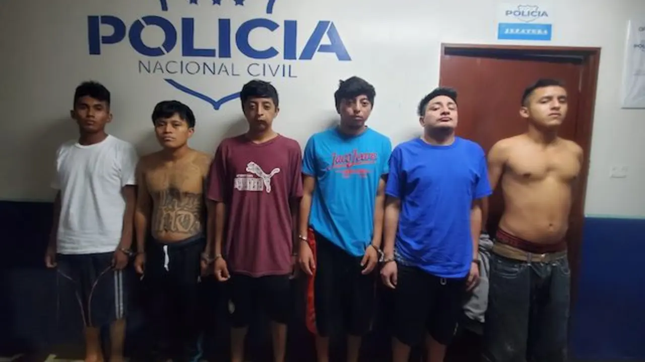 Pandilleros shadows park locos sureños detenidos por PNC