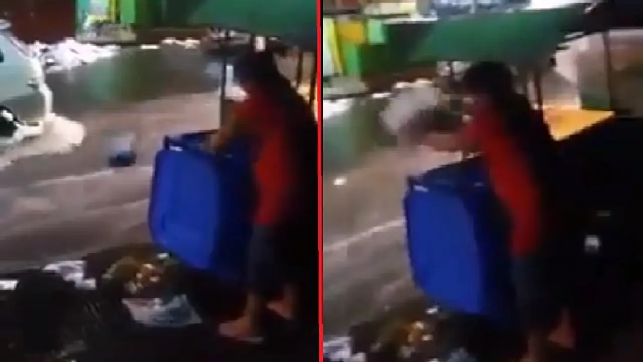 Botando basura en correntada