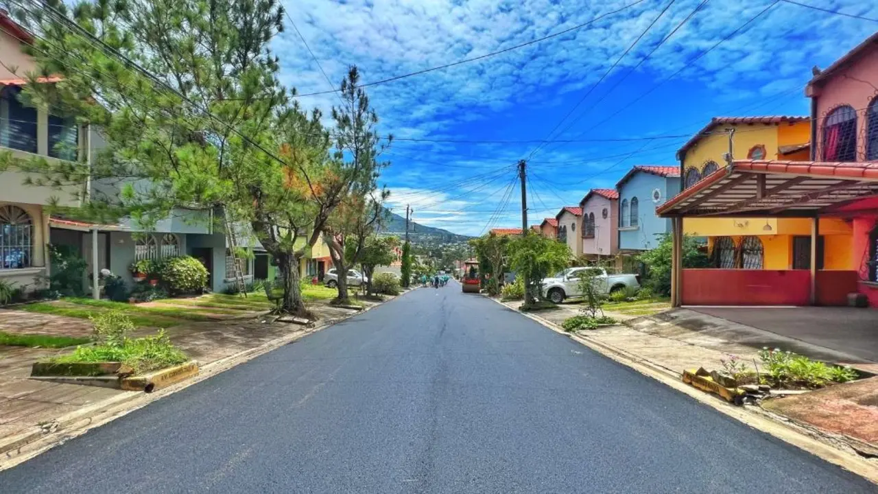 Calles en Pinares de Suiza