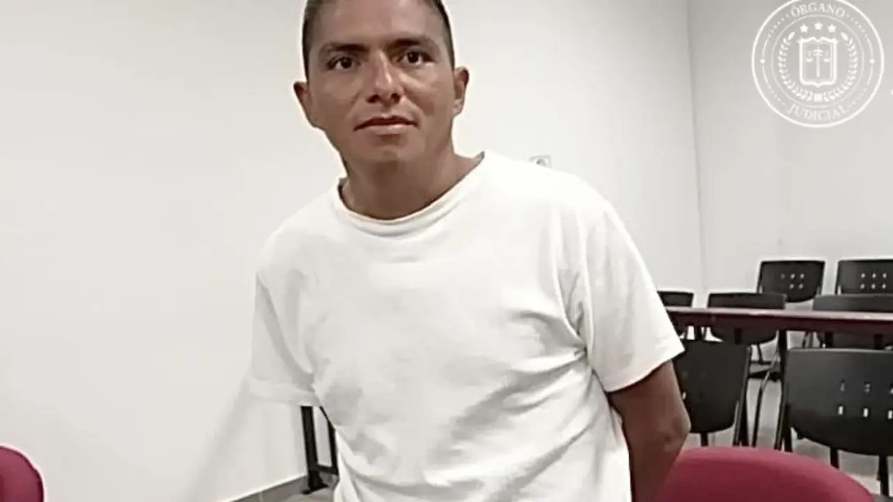 Sentenciado a ocho a&ntilde;os de prisi&oacute;n por atacar a polic&iacute;a