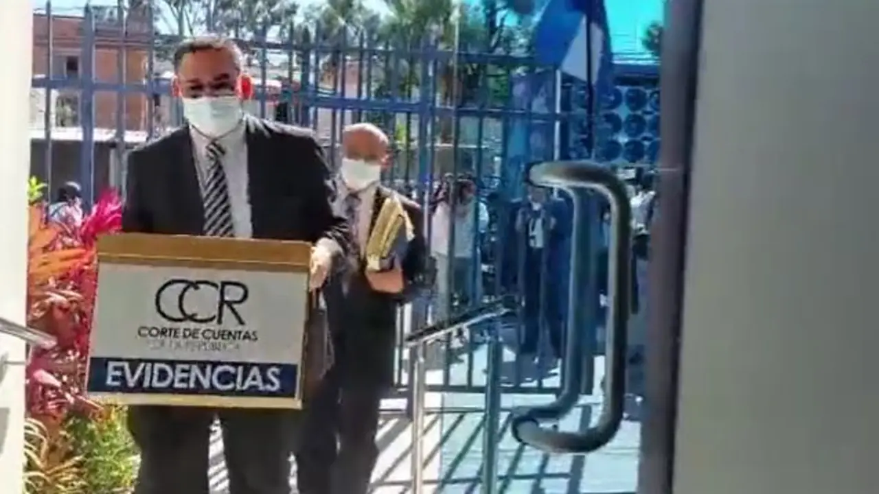 Avisos en Fiscal&iacute;a