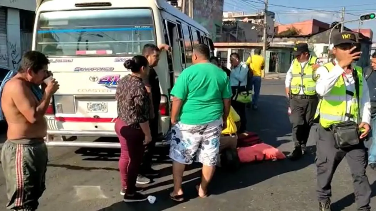 Mujer atropellada en la Avenida Independencia