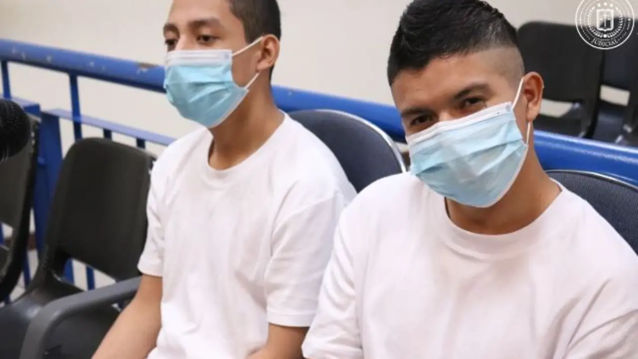 Les dan 30 a&ntilde;os