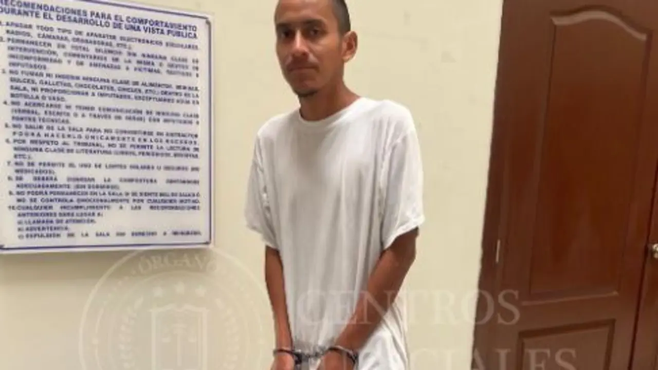 Ocho a&ntilde;os por recoger dinero