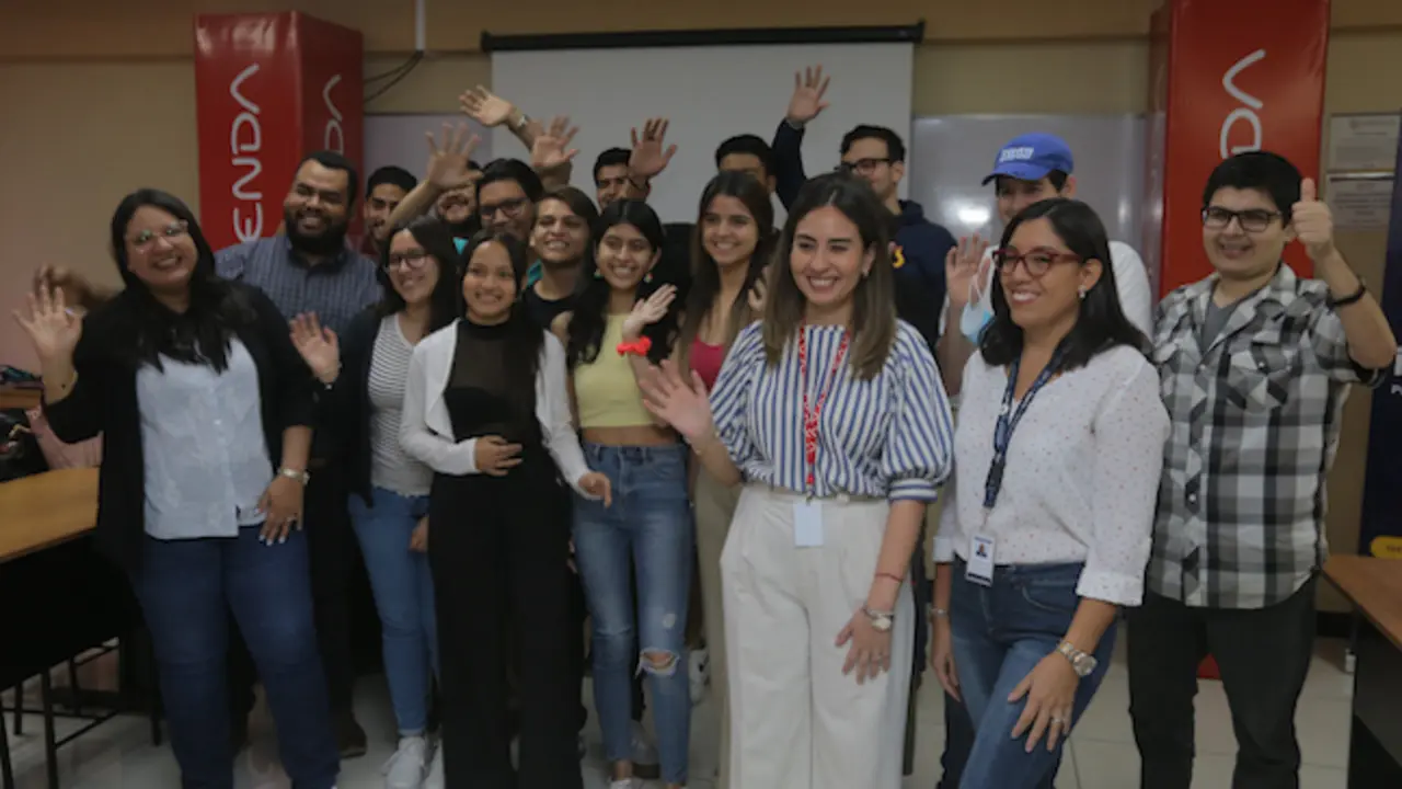 Reunion de los Ganadores del Espacio TEC Quinta Edici&oacute;n, patrocinado por Banco Davivienda, el 1 de Junio de 2023, en el Sal&oacute;n de Usos M&uacute;ltiples.
Foto Banco Davivienda/Salvador Melendez