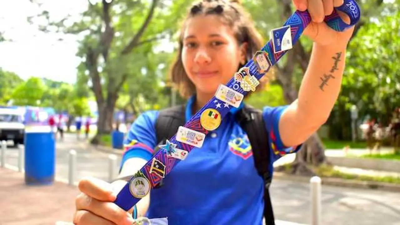 Pines-Atletas-Villa-Centroamericana-Juegos-San-Salvador-03073034_06