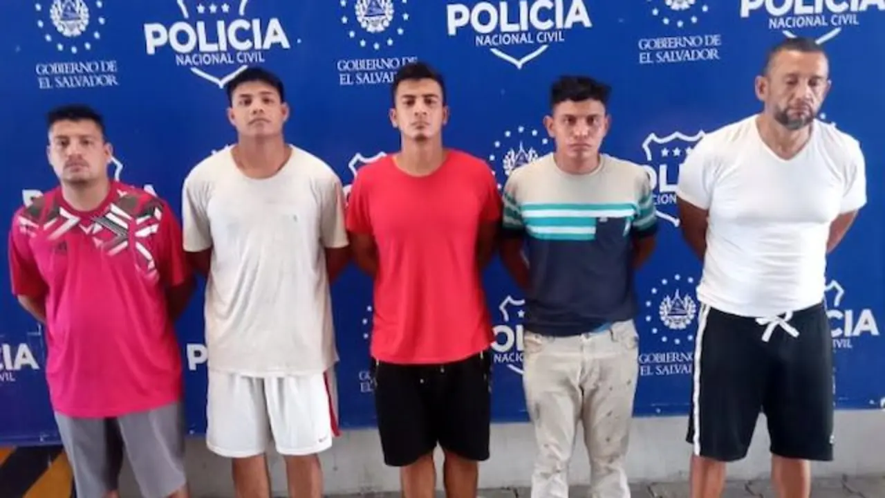 Detenidos por distribuir drogas en la colonia Miramonte, San Salvador