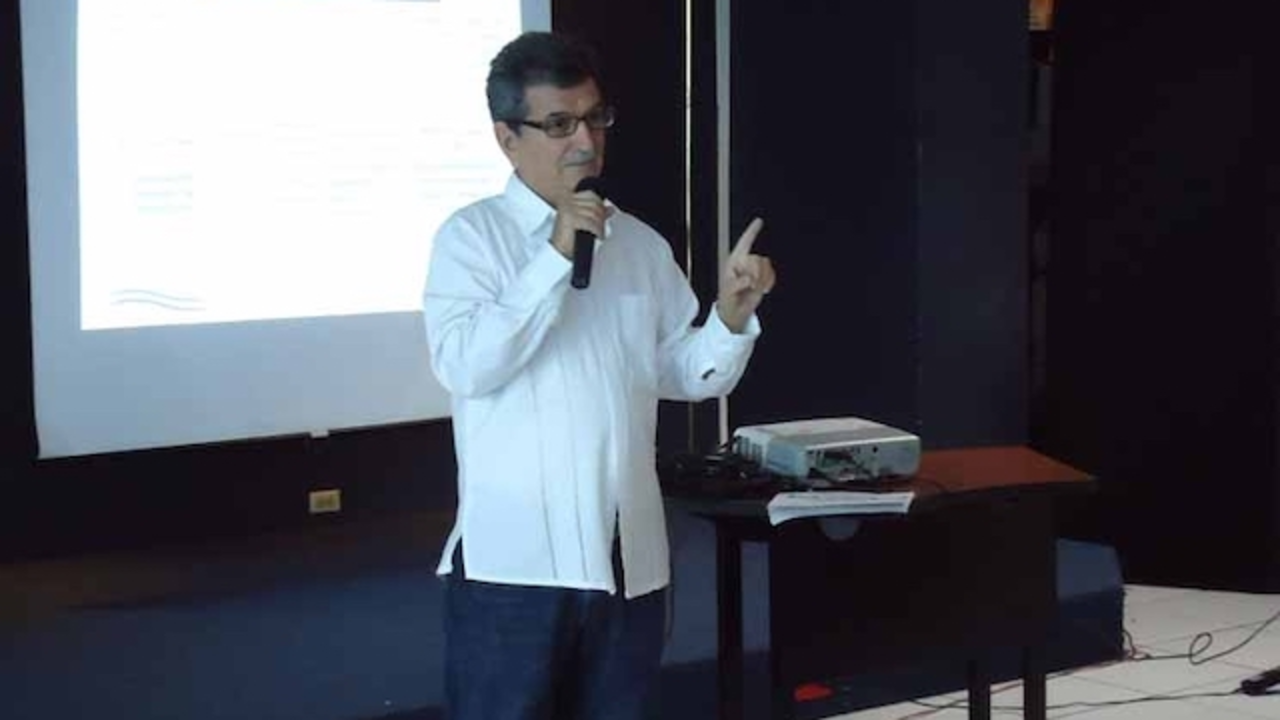 Eduardo Linares, exdirector OIE