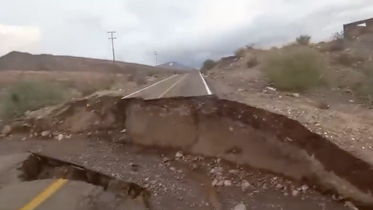 Baja California Hurac&aacute;n Hilary