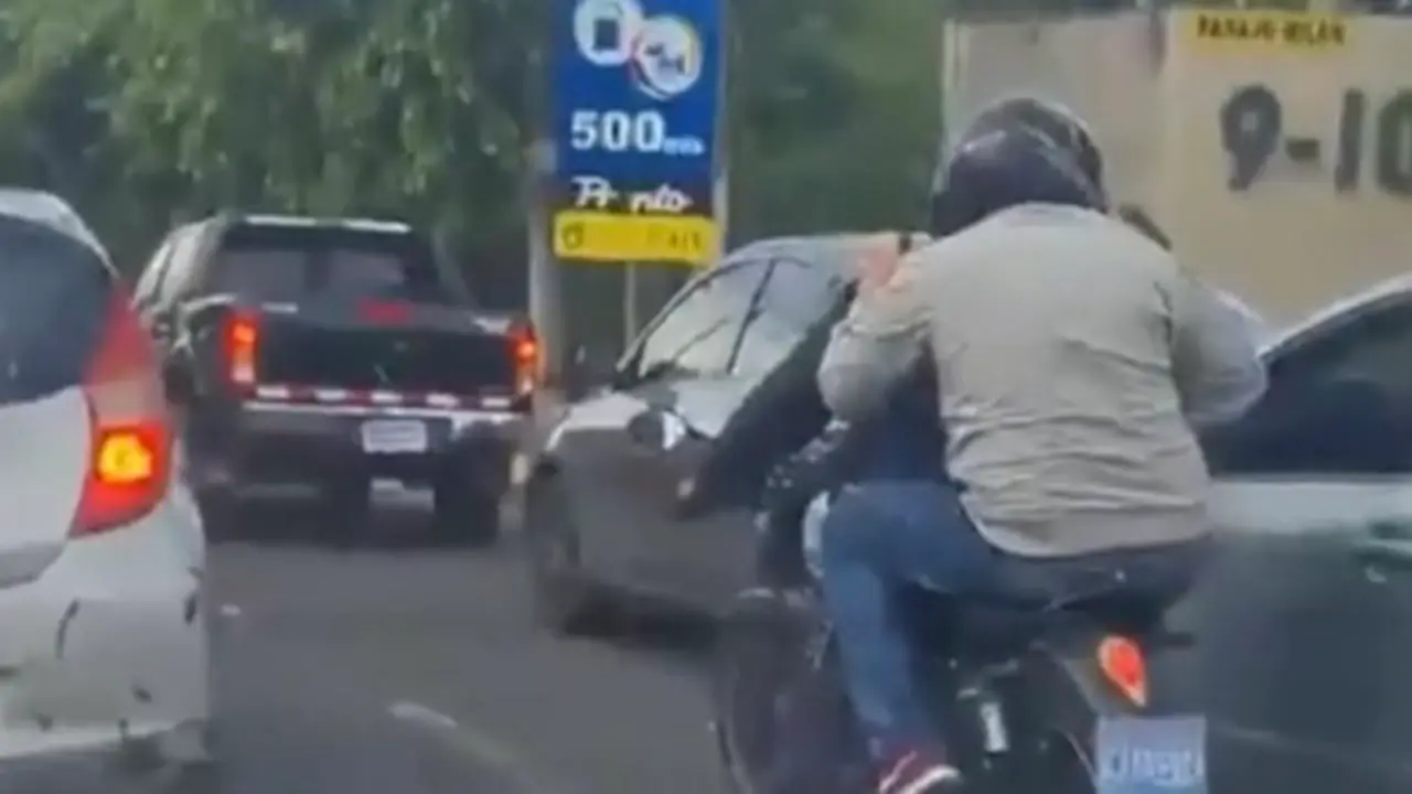 Motorratas 75 avenida norte San Salvador