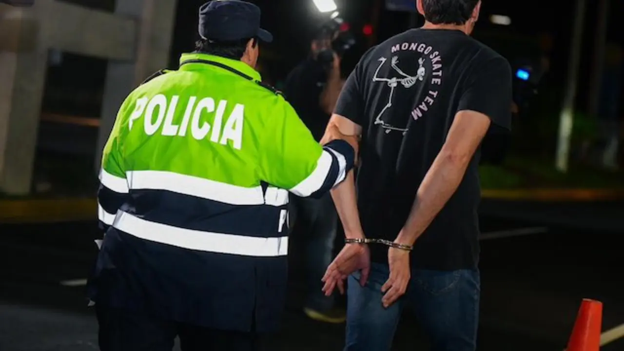 operativo antidoping 23 detenidos Zona Rosa y Manuel Enrique Araujo 22 de septiembre 2023