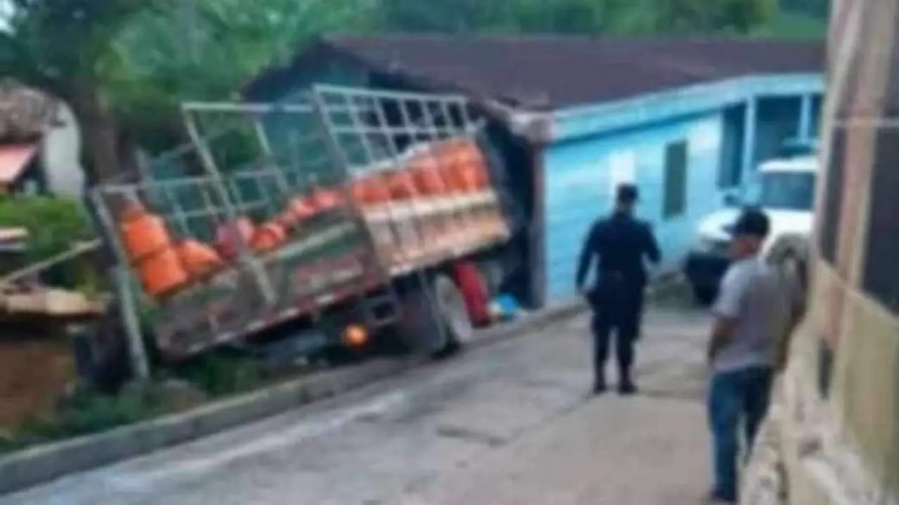 Esperanza Melgar Hernández víctima atropellada Ojos de Agua Chalatenango