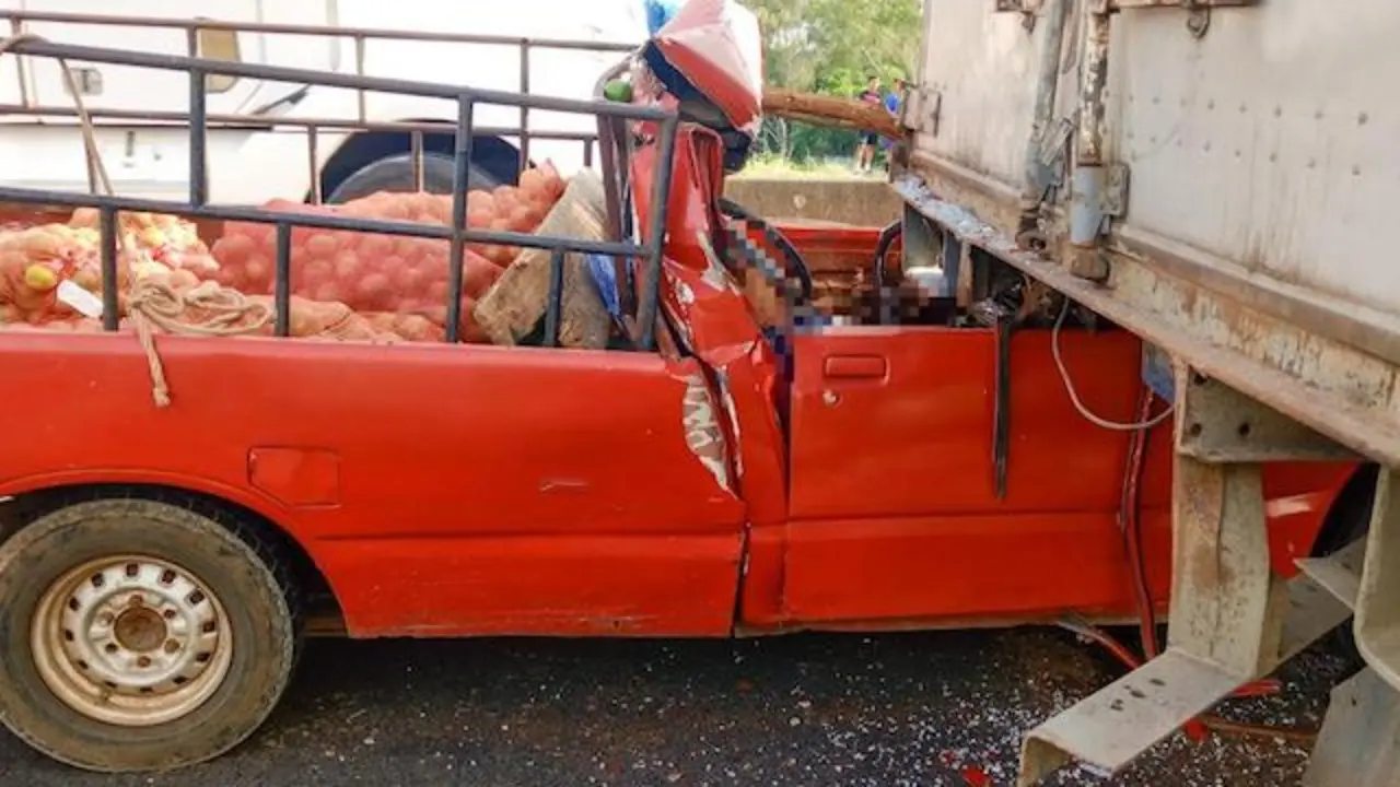 Accidente Sonsonate muere conductor de pick up 09-11-2023