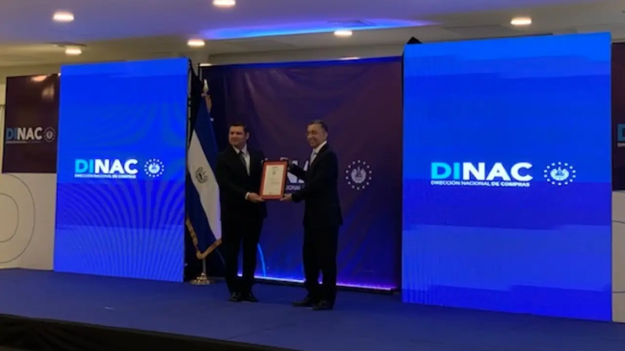 DINAC obtiene certificación antisoborno ISO-