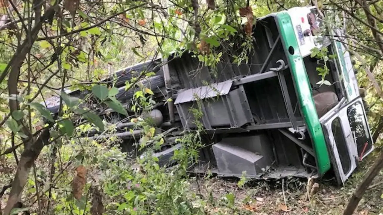 Autobús volcado cuatro fallecidos 23-12-2023