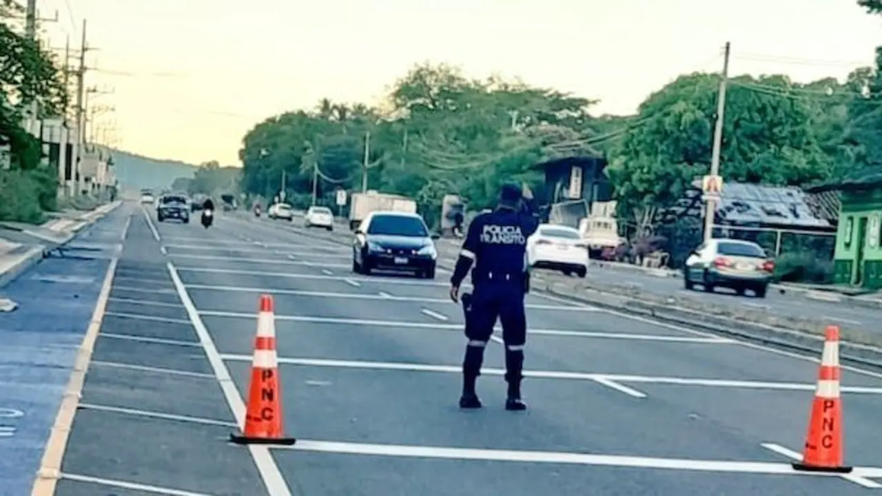 Accidente agente PNC fallecido