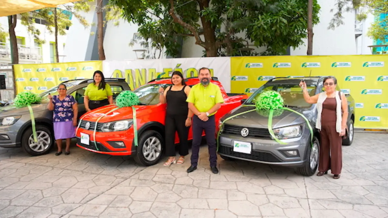 El Sistema Fedecrédito realizó la entrega de premios del 2&deg;sorteo de la promoción Gana Fácil