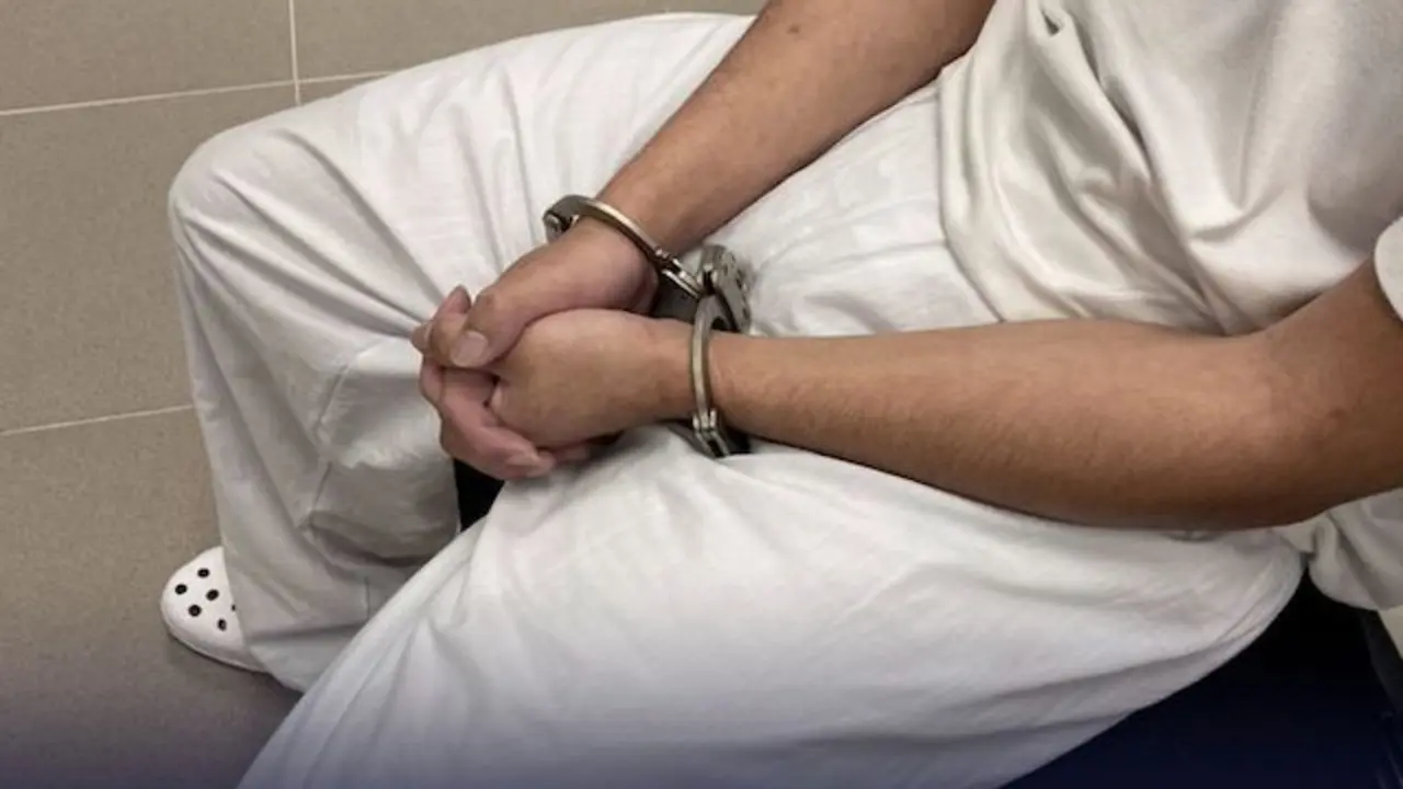 Esposados condenados