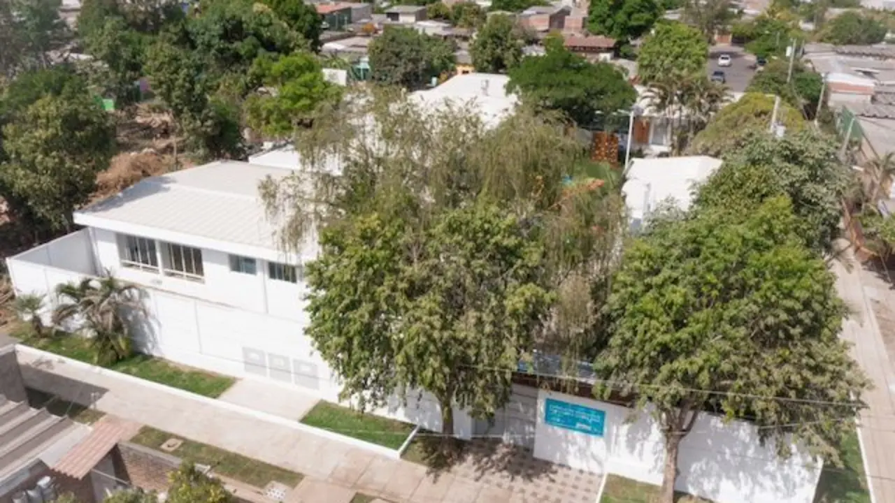 Entregan Escuela de Educación Parvularia en Santa Ana