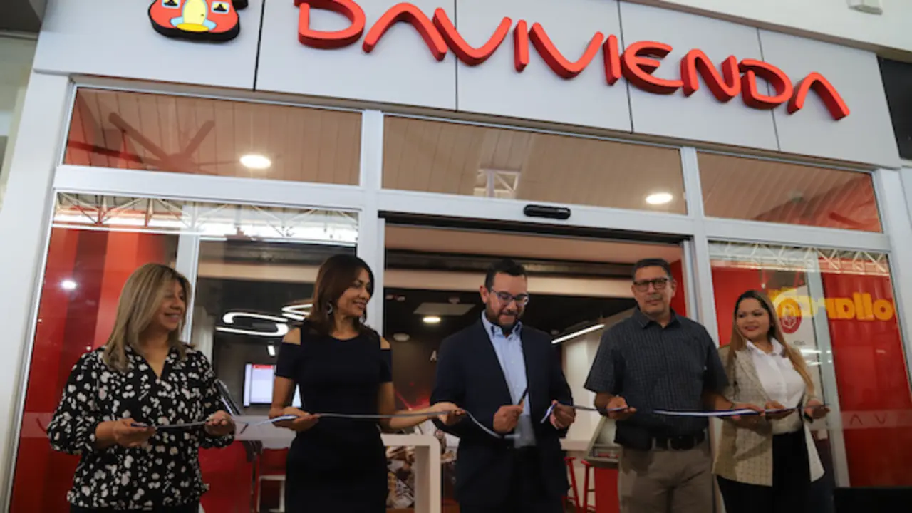 Inauguraci&oacute;n de la Agencia Digital Davivienda en Metrocentro Lourdes, La Libertad, el 21 de febrero de 2024.
Foto Banco Davivienda por/ Salvador Melendez