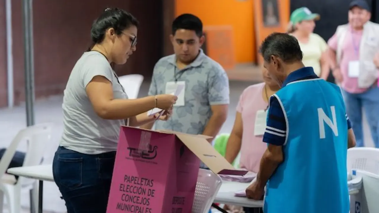 Escrutinio de actas concejos municipales alcaldes 2024 TSE